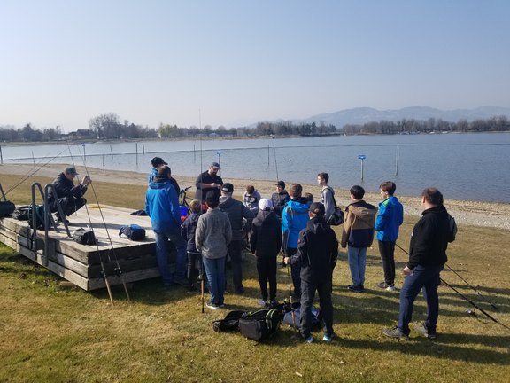Raubfisch_ruhend_20220326.jpg 